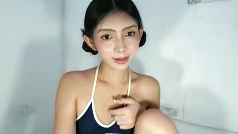 feyaaa online show from April 18, 7:07 pm