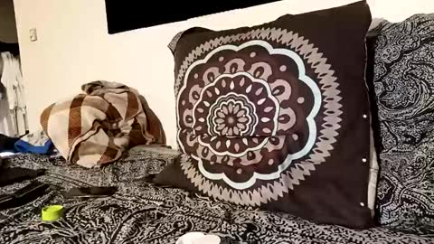 fezzyqt online show from October 19, 9:30 pm