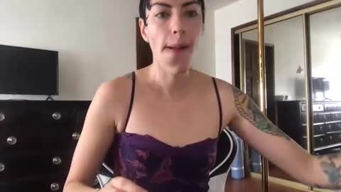 fgsammie online show from October 5, 5:20 pm