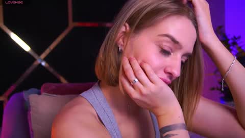 fieriadii online show from February 21, 4:29 am