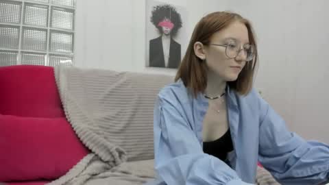 Mary online show from February 19, 1:49 am