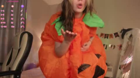 Filla online show from October 31, 3:18 am