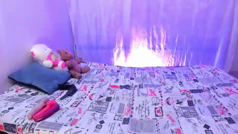 Snapshot of fierymichef chatting on January 22, 5:17 pm Brenda online show from January 22, 5:17 pm