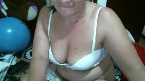 FIERYWOMAN online show from February 4, 10:45 pm
