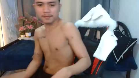 RJ online show from March 26, 7:52 pm