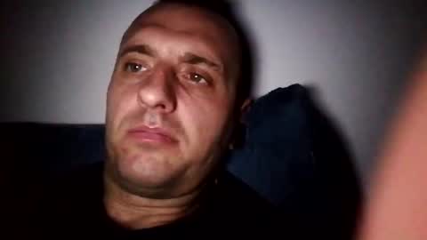Snapshot of figonik chatting on December 6, 10:02 pm Nick online show from December 6, 10:02 pm