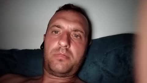 Snapshot of figonik chatting on September 21, 7:29 pm Nick online show from September 21, 7:29 pm