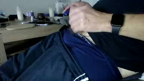 fikfoxifik online show from November 16, 8:27 am