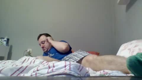 Snapshot of filipek757 chatting on December 1, 7:16 pm filipek757 online show from December 1, 7:16 pm