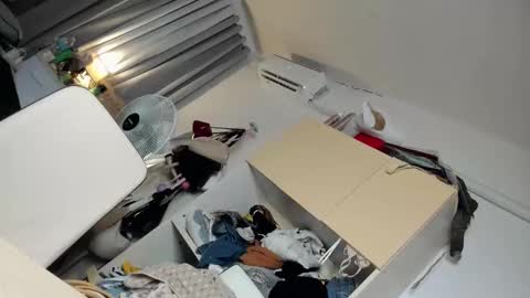 Sandy online show from October 19, 10:20 am