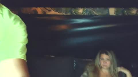 Snapshot of fillmeupmama chatting on October 2, 2:43 am fillmeupmama online show from October 2, 2:43 am
