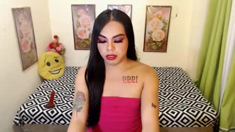 CALL ME AMANDA online show from December 4, 5:49 pm