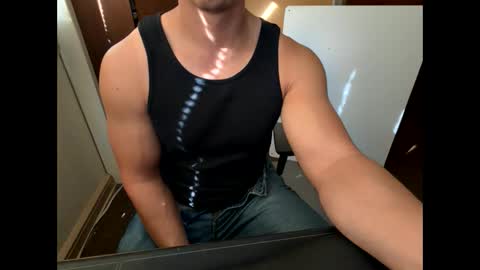 fin4lfinish online show from November 26, 7:21 pm