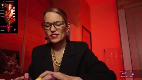 Lady online show from January 31, 7:11 pm