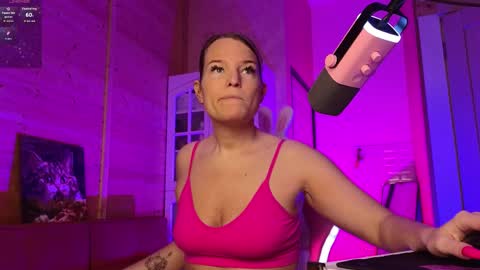 Lady online show from May 31, 6:09 pm