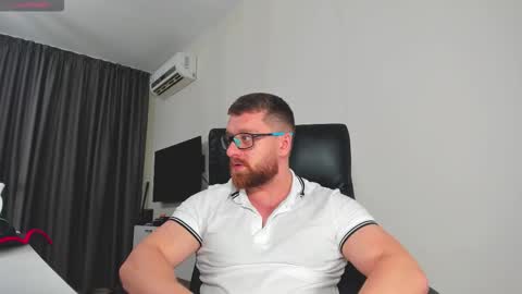 FindomGuyXXX online show from February 2, 8:27 pm