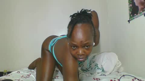 caro online show from November 2, 2:22 am