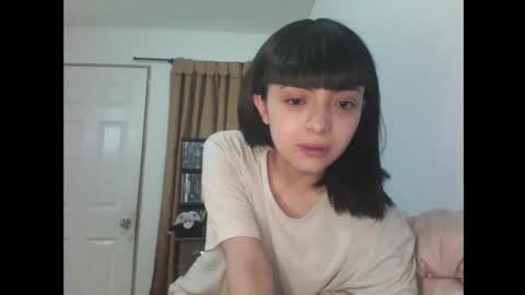 finnky1 online show from October 16, 6:02 am