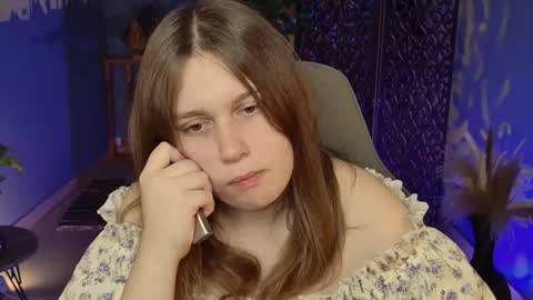 fiora online show from October 4, 6:33 am