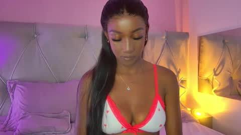 Fiorela Lenin  online show from January 5, 6:11 pm