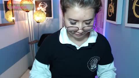 Snapshot of fiorellaa_delsd chatting on September 15, 3:46 pm Fiorellaa online show from September 15, 3:46 pm