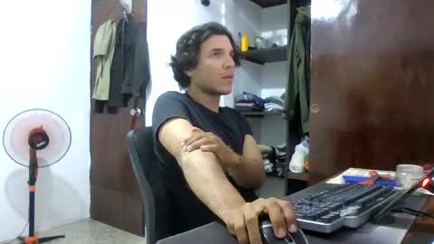 Ricardo online show from December 30, 2:42 am