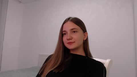 fireflies_fly_ online show from September 24, 8:04 pm