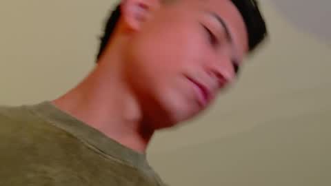 Nicolas online show from March 2, 1:07 pm