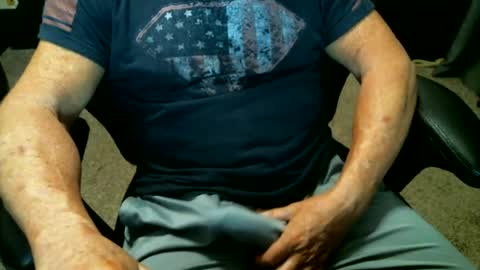 fitguy40 online show from June 30, 2:44 am
