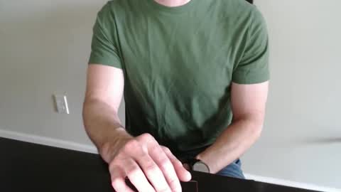 fithubby80 online show from March 5, 10:41 pm