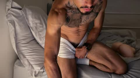 fitjacques online show from June 7, 3:00 am