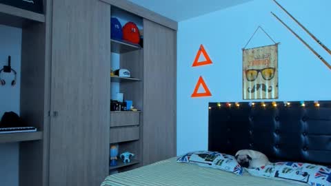 Elias Valencia online show from February 16, 10:10 am