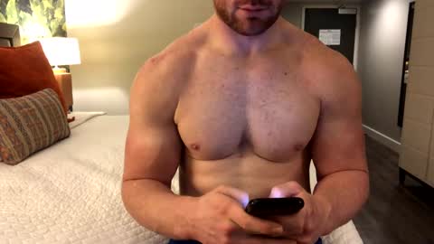Snapshot of fitnudeguyxxx chatting on December 18, 3:26 am fitnudeguyxxx online show from December 18, 3:26 am
