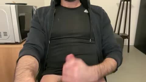 Fla is short for Flavio online show from February 1, 11:13 pm