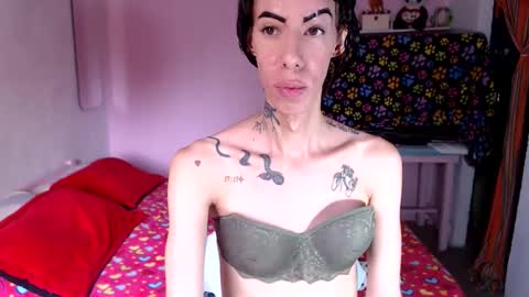 flats23cm online show from June 8, 9:16 pm