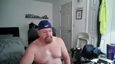 Snapshot of flaguy3233 chatting on January 9, 5:02 am Florida guy online show from January 9, 5:02 am