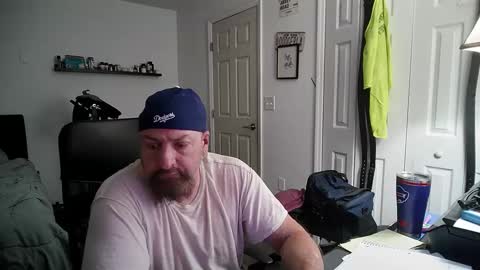 Snapshot of flaguy3233 chatting on January 5, 4:58 am Florida guy online show from January 5, 4:58 am