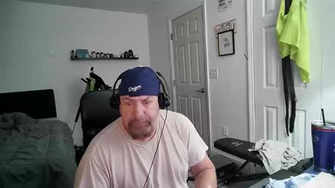 Snapshot of flaguy3233 chatting on January 27, 5:03 am Florida guy online show from January 27, 5:03 am