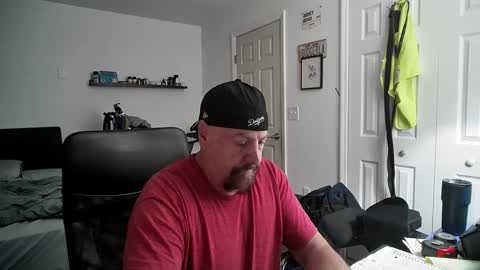 Snapshot of flaguy3233 chatting on December 7, 9:55 am Florida guy online show from December 7, 9:55 am