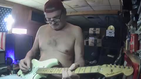 flamingfartguy online show from February 26, 7:34 am