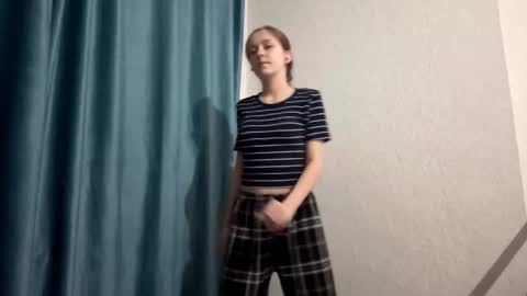 Emma online show from February 26, 1:42 am