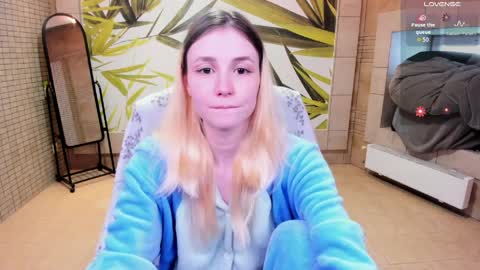 FlexiMona online show from April 5, 10:12 am