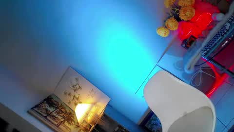 Suzy online show from April 14, 1:36 pm