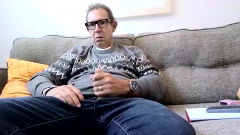 Flickrbrite online show from February 17, 7:12 pm