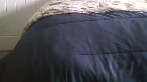 floorman1 online show from April 12, 11:58 am