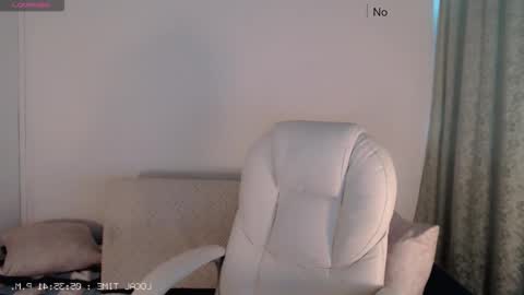 flor3citarockera online show from October 14, 10:35 pm