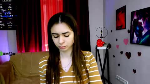 Snapshot of flora_ri chatting on February 16, 10:10 am just ask me online show from February 16, 10:10 am