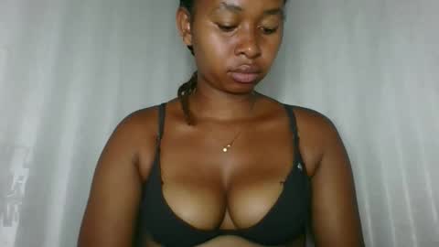 florencia011 online show from December 17, 5:30 pm