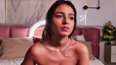 Vanessa online show from December 17, 1:39 am