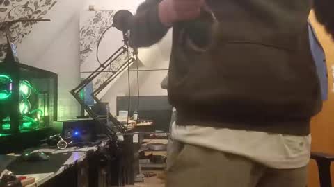 flothegerman online show from January 11, 9:57 pm